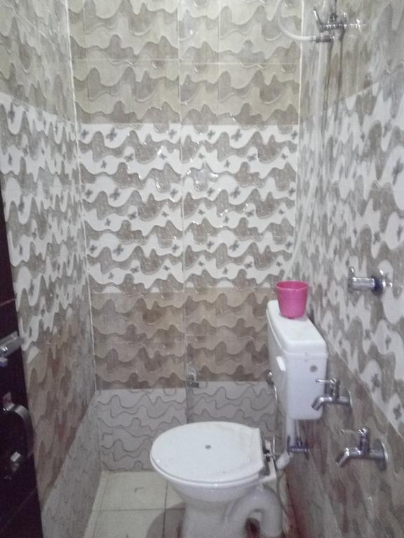 Arora Guest House Амритсар Экстерьер фото